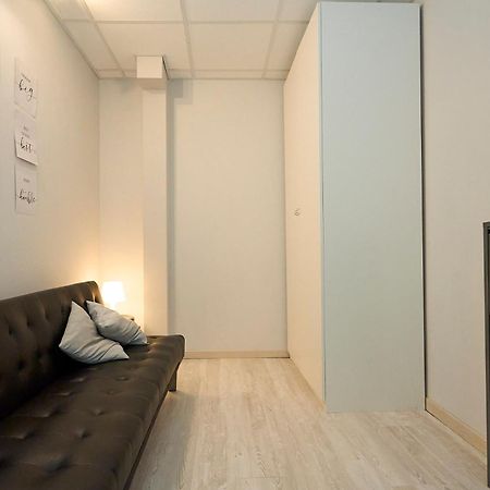 Design White Loft - Ac Wifi 10 Minutes From Duomo Appartement Milaan Buitenkant foto