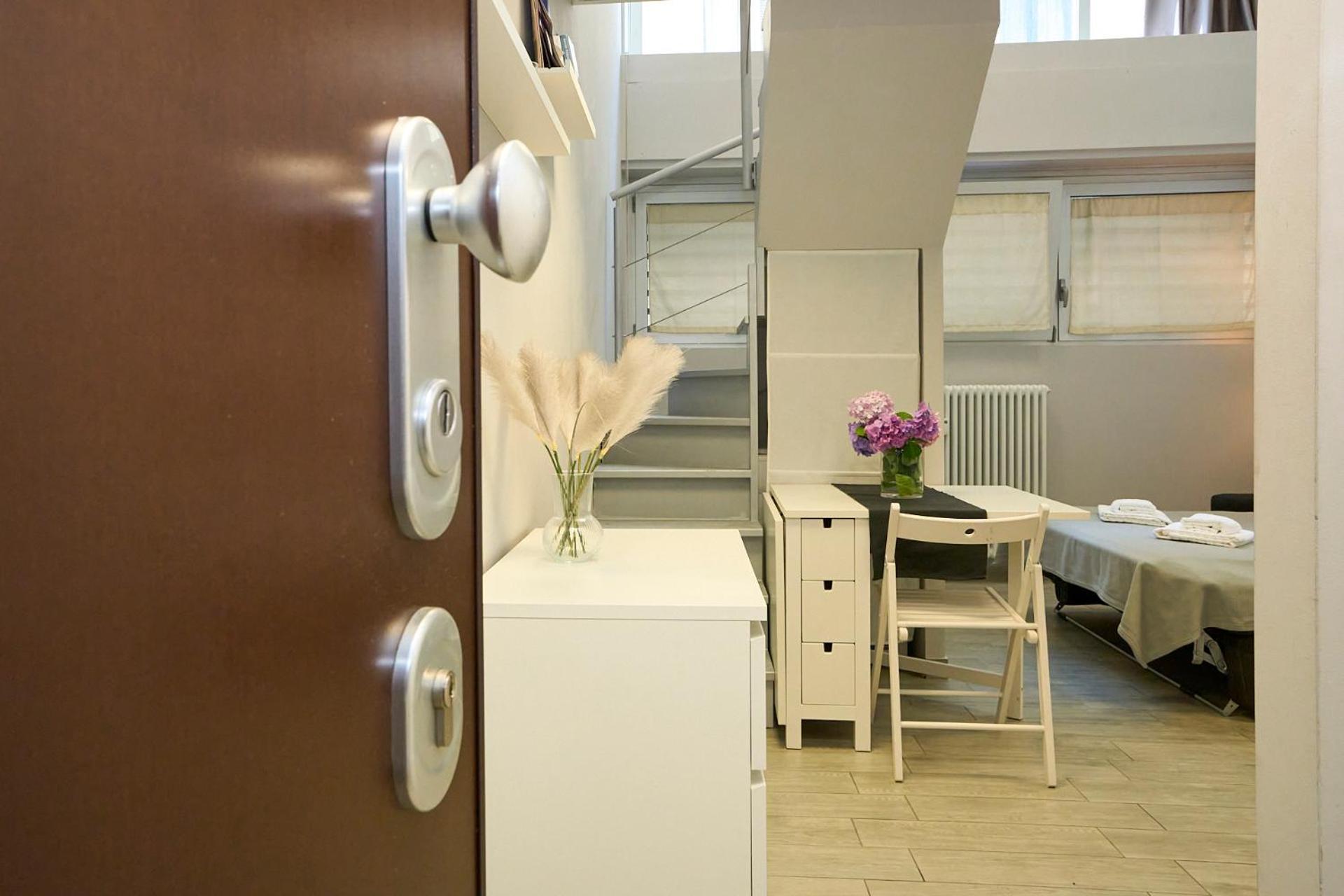 Design White Loft - Ac Wifi 10 Minutes From Duomo Appartement Milaan Buitenkant foto